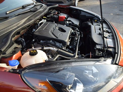 Used 2020 Ford Escape SEL image 32