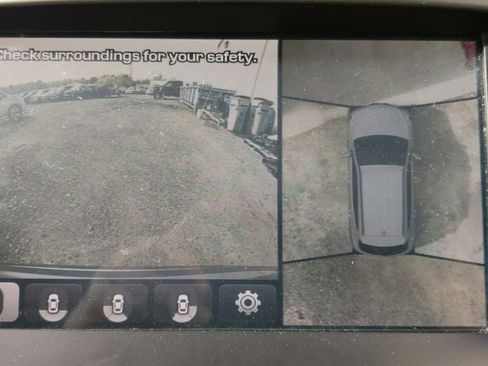Used 2018 Hyundai Santa Fe Sport FWD image 24
