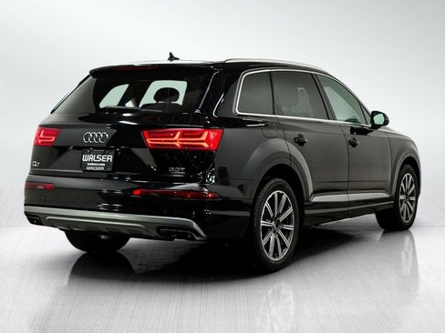 Used 2017 Audi Q7 3.0T Premium Plus AWD/4WD image 5