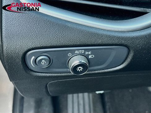 Used 2024 Chevrolet Malibu LT FWD image 13