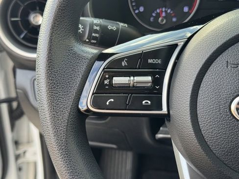 Certified 2021 Kia Forte LXS image 24