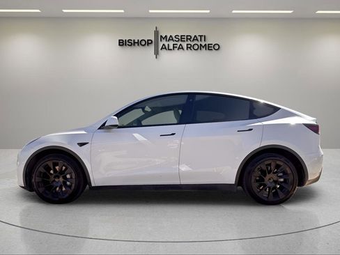 Used 2021 Tesla Model Y Long Range image 5