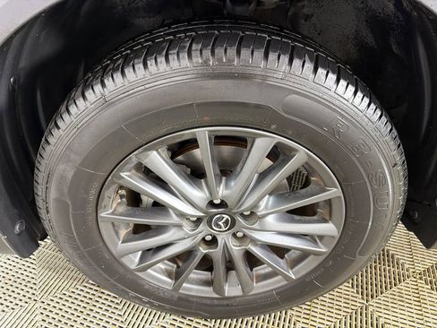 Used 2019 MAZDA CX-5 Touring image 11