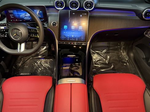 New 2026 Mercedes-Benz GLC 300 image 12