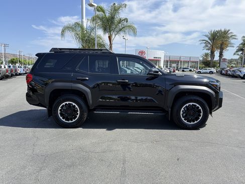 New 2026 Toyota 4Runner TRD Off-Road Premium AWD/4WD image 6