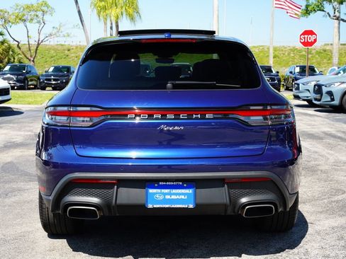 Used 2024 Porsche Macan AWD/4WD image 10