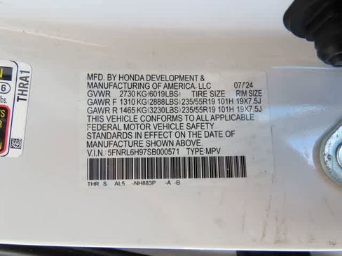 Used 2025 Honda Odyssey Elite image 31