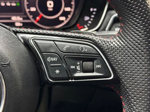 Used 2019 Audi A4 2.0T Prestige AWD/4WD image 28
