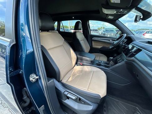 Certified 2021 Volkswagen Atlas Cross Sport SE AWD/4WD image 36