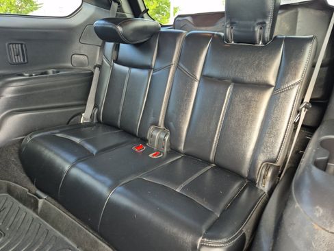 Used 2018 Nissan Pathfinder SL AWD/4WD image 20
