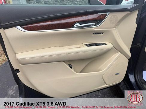 Used 2017 Cadillac XT5 Luxury w/ Driver Awareness Package image 9