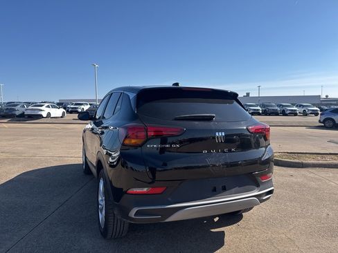 Used 2025 Buick Encore GX Preferred image 16