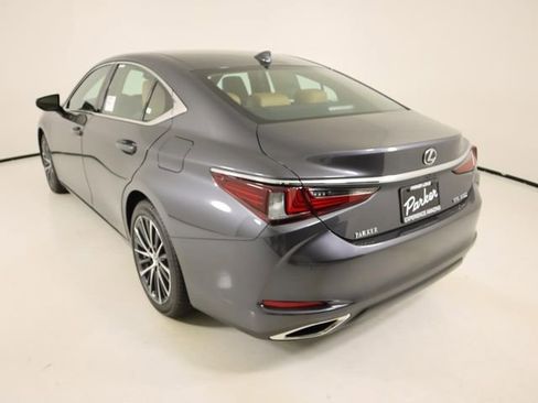 New 2025 Lexus ES 350 w/ Premium Package image 2