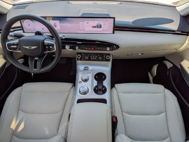Used 2026 Genesis GV70 2.5T Select AWD/4WD image 15