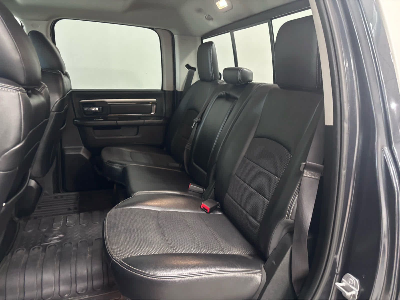 Used 2018 RAM 1500 Sport w/ Convenience Group AWD/4WD image 14