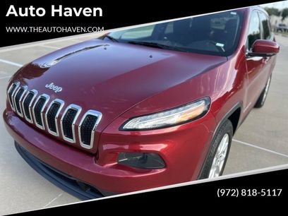 Used 2017 Jeep Cherokee Latitude w/ Safety/Convenience Group