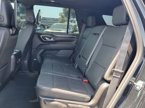 Used 2024 Chevrolet Tahoe Z71 w/ Luxury Package AWD/4WD image 26