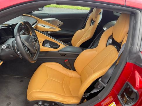 Used 2022 Chevrolet Corvette Stingray Premium Conv w/ Z51 Performance Package RWD image 8