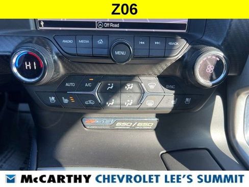 Used 2016 Chevrolet Corvette Z06 w/ 3LZ Preferred Equipment Group image 8