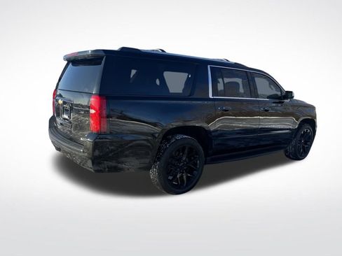 Used 2018 Chevrolet Suburban Premier image 5