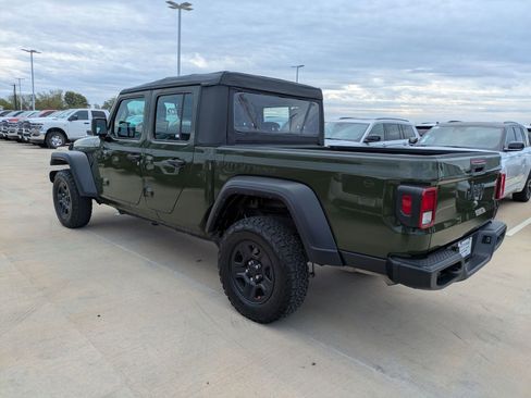 Used 2023 Jeep Gladiator Sport image 6