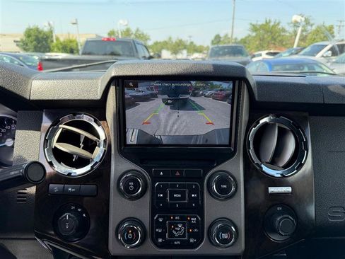 Used 2016 Ford F250 Platinum w/ FX4 Off-Road Package AWD/4WD image 38