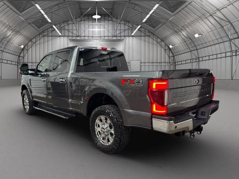 Used 2020 Ford F250 Lariat w/ Lariat Ultimate Package AWD/4WD image 3