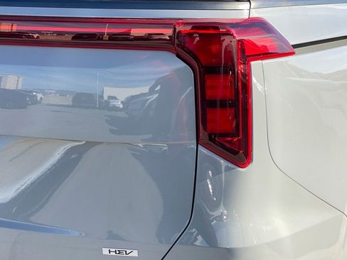 New 2026 Kia Carnival SX image 4