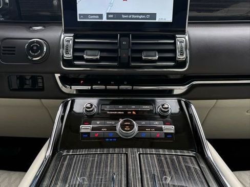 Used 2021 Lincoln Navigator L Black Label w/ Special Edition Package image 46