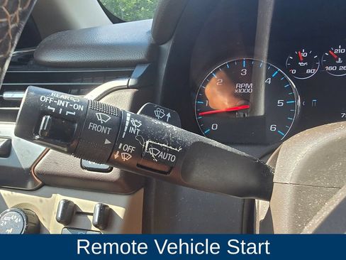 Used 2019 Chevrolet Suburban Premier AWD/4WD image 27