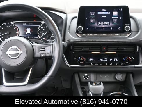 Used 2023 Nissan Rogue SV w/ SV Premium Package image 13