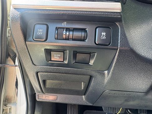 Used 2016 Subaru Crosstrek 2.0i Limited image 20