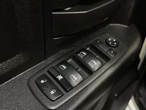 Used 2022 RAM 2500 Tradesman AWD/4WD image 31