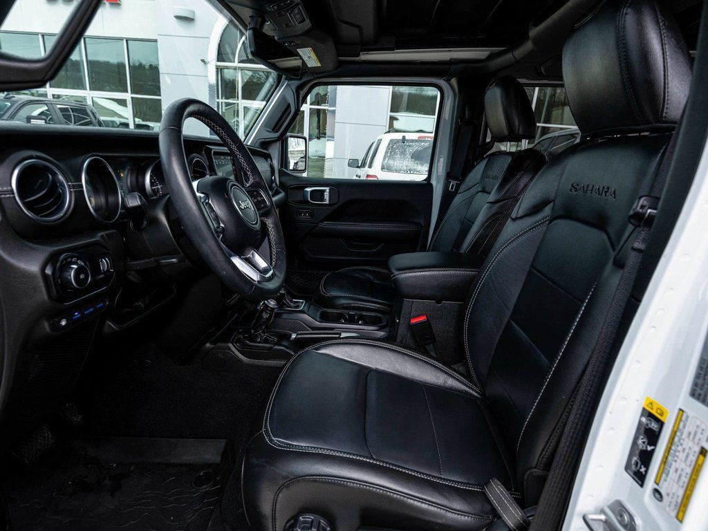 Used 2023 Jeep Wrangler Unlimited Sahara w/ Cold Weather Group AWD/4WD image 26