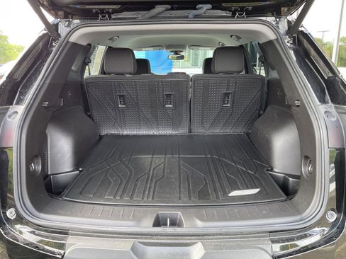 Used 2024 Chevrolet Blazer LT w/ Convenience Package FWD image 37