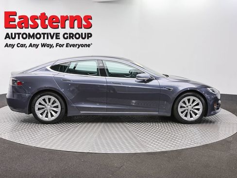 Used 2017 Tesla Model S 90D AWD/4WD image 4