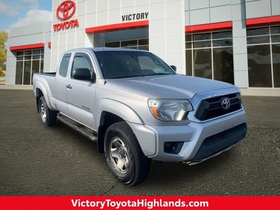 Used 2013 Toyota Tacoma 4x4 Access Cab V6 w/ SR5 Pkg