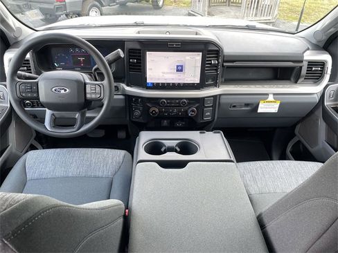 Used 2025 Ford F350 XLT w/ Black Appearance Package image 14