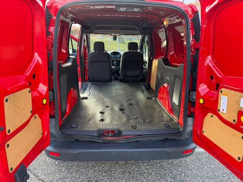 Used 2018 Ford Transit Connect XL image 16