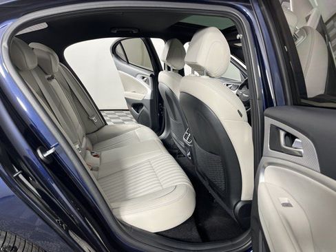 Used 2023 Genesis G70 2.0T w/ Sport Prestige Package RWD image 44