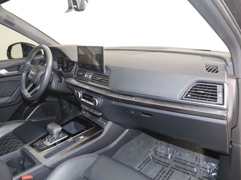 Used 2023 Audi SQ5 Premium Plus w/ Premium Plus Package AWD/4WD image 40