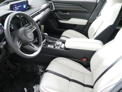 New 2026 MAZDA CX-50 AWD 2.5 S w/ Cargo Package image 4