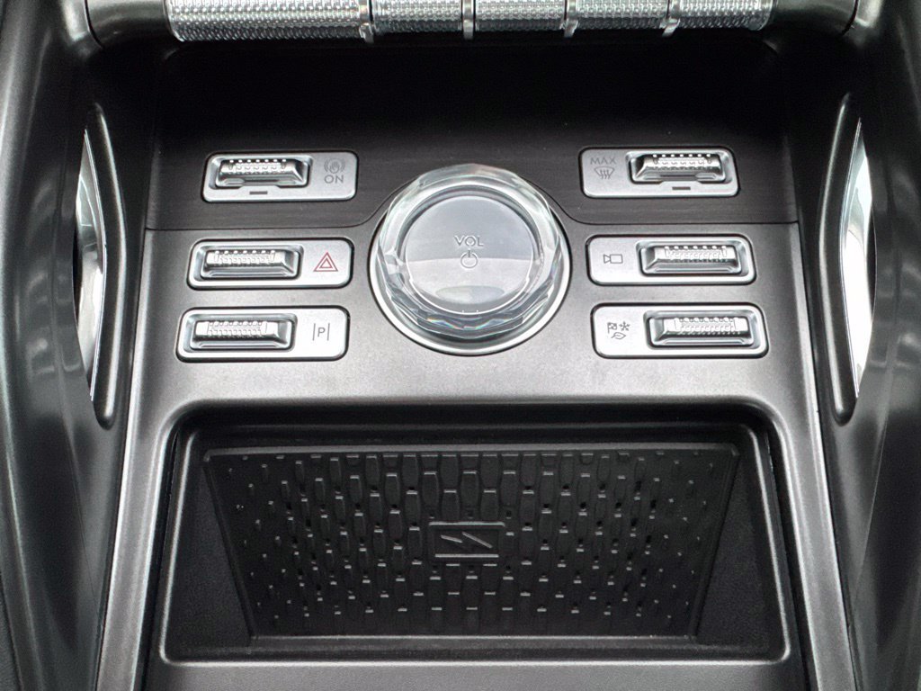 New 2026 Lincoln Nautilus Reserve w/ Jet Appearance Package AWD/4WD image 16