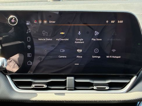 Used 2025 Chevrolet Equinox LT AWD/4WD image 17