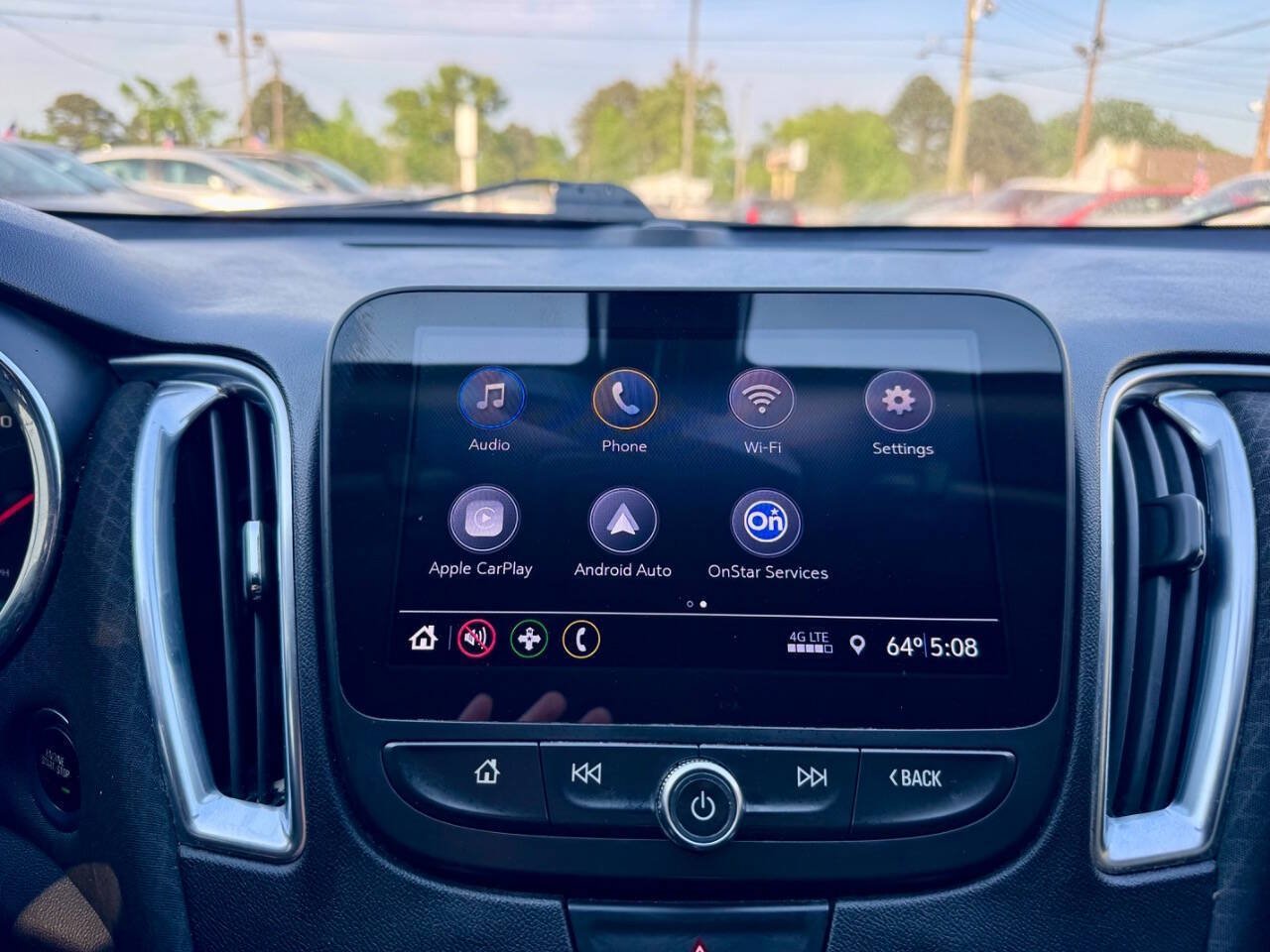 Used 2019 Chevrolet Malibu LT FWD image 19