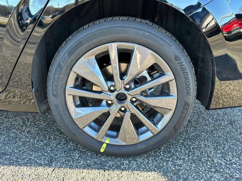 New 2026 Nissan Sentra SL w/ Floor Mat Package FWD image 19