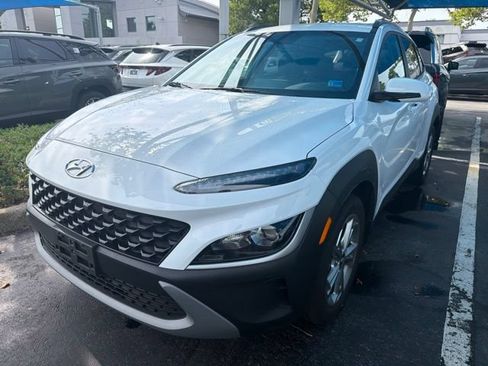 Used 2023 Hyundai Kona SEL w/ Cargo Package AWD/4WD image 4