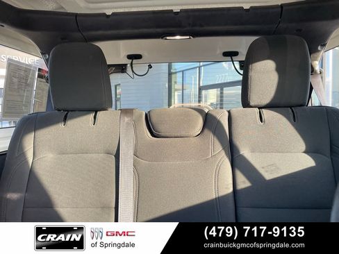Used 2021 Jeep Wrangler Unlimited Sahara AWD/4WD image 21