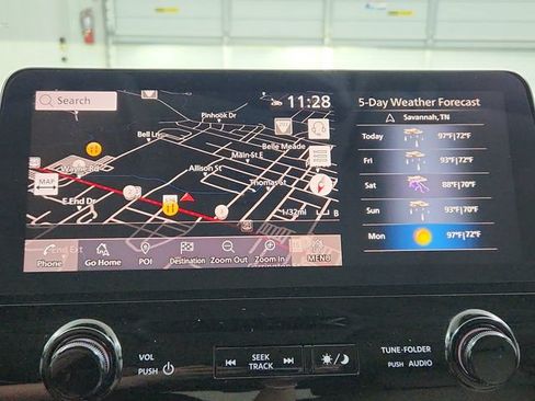 Used 2024 Nissan Armada Platinum w/ Captain's Chairs Package RWD image 29