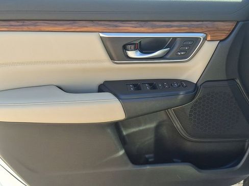 Used 2022 Honda CR-V Touring image 14